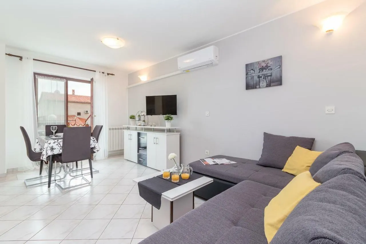 Apartments Rede Pola